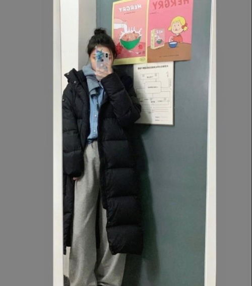 棉服一定要提前get,认准趋势入手准不亏,一黑一白就能过冬天